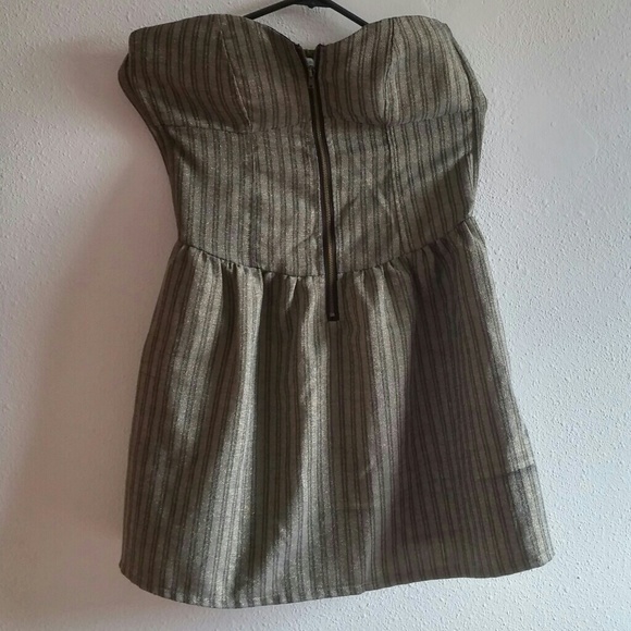 Charlotte Russe Dresses & Skirts - SOLD Charlotte Russe Strapless Dress